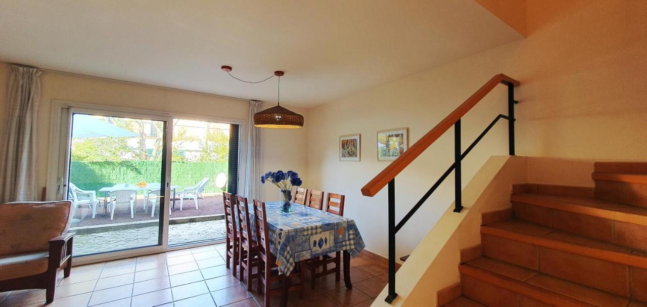 Casa Mas Pinell 93 Villa Torroella De Montgri Luaran gambar