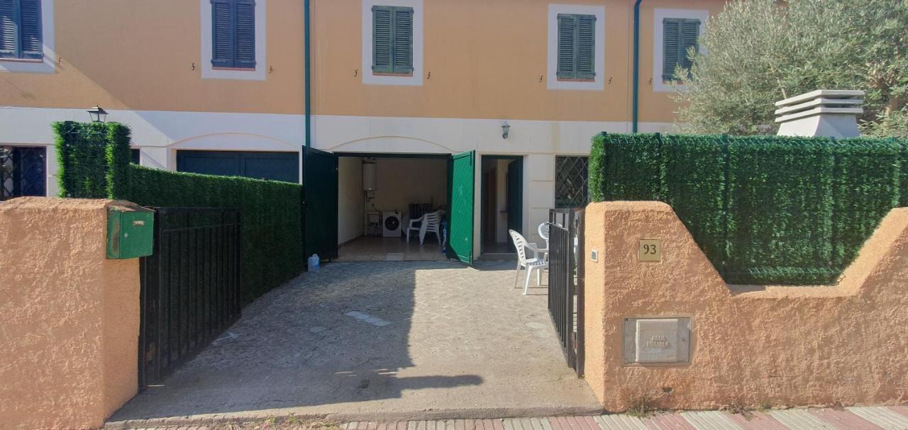 Casa Mas Pinell 93 Villa Torroella De Montgri Luaran gambar